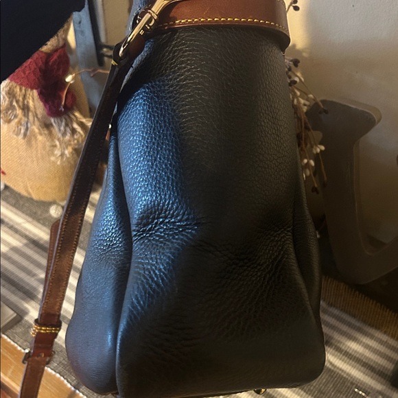 Dooney & Bourke Black and Brown Leather Bag - Picture 8 of 9